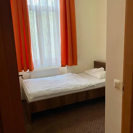 赫特佩赛特艾特尔姆住宿加早餐旅馆 3* 索普隆