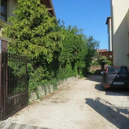 Bed & Breakfast Het Pecset Fogado Etterem Sopron